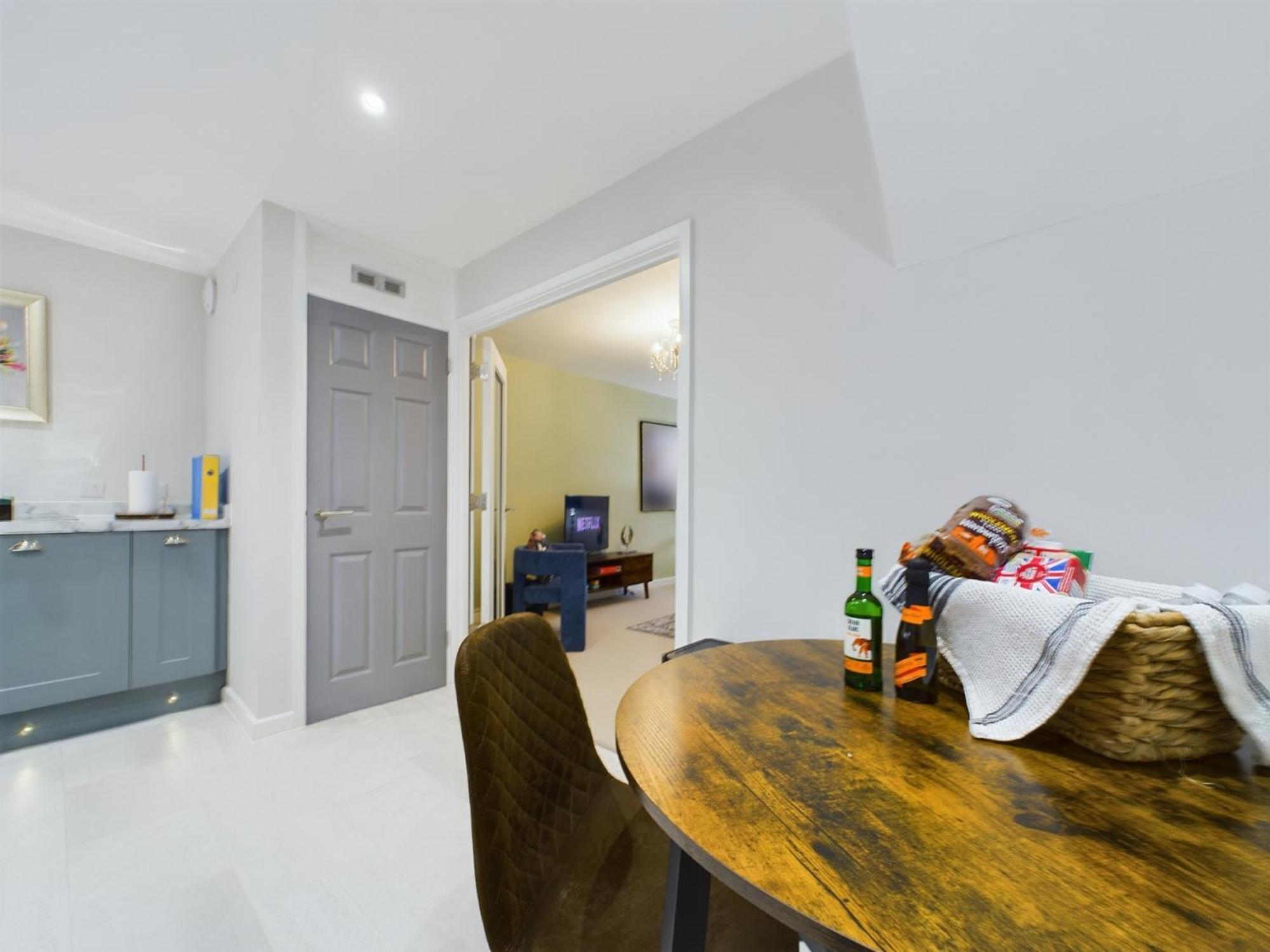 Апартаменти Modern Duplex Central Free Parking Wi-Fi Челтнем Екстер'єр фото